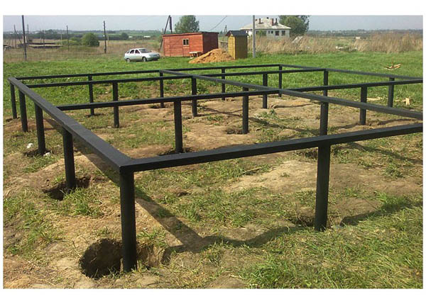 Быстрое строительство фундамента на винтовых сваях от компании «Фундамент-групп».