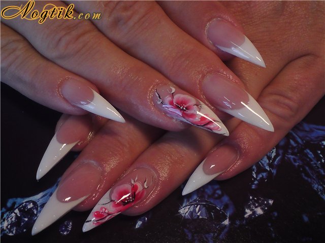 Наращивание ногтей гелем