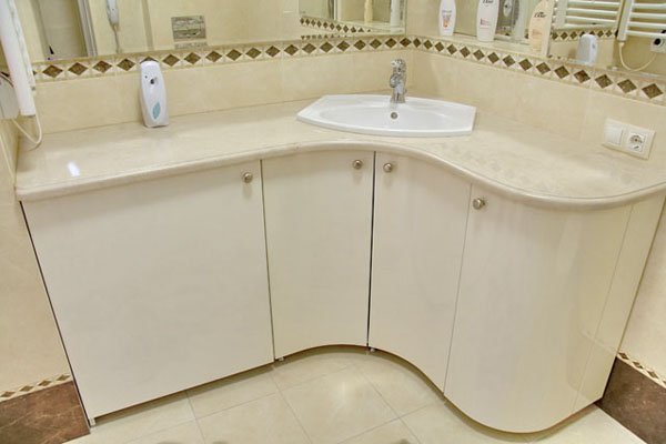 Индивидуальная мебель в ванную комнату под заказ на сайте vanna-mebel.ru.