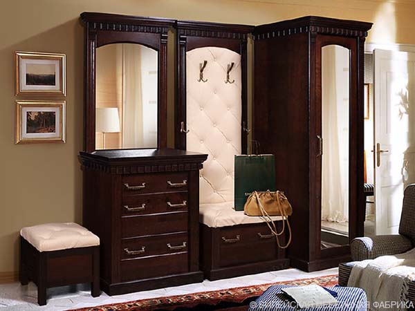 Изумительная элитная мебель для прихожей на заказ в мастерской «PrizmaR».