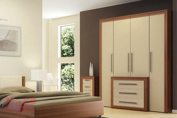 Изготовление шкафов с распашными дверями на заказ в компании «Техиндустрия-М».