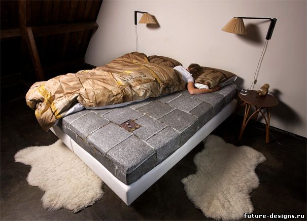 Кровать из тротуарной плитки