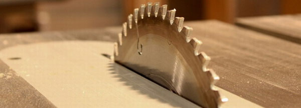 Распил ДСП и ЛДСП для самостоятельной сборки корпусной мебели в компании «Чистый Лист».