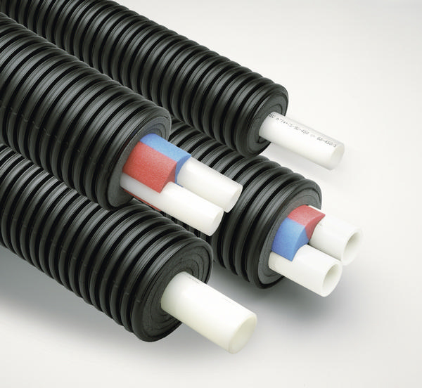 Система теплоизолированных труб «Uponor» Ecoflex для водоснабжения.