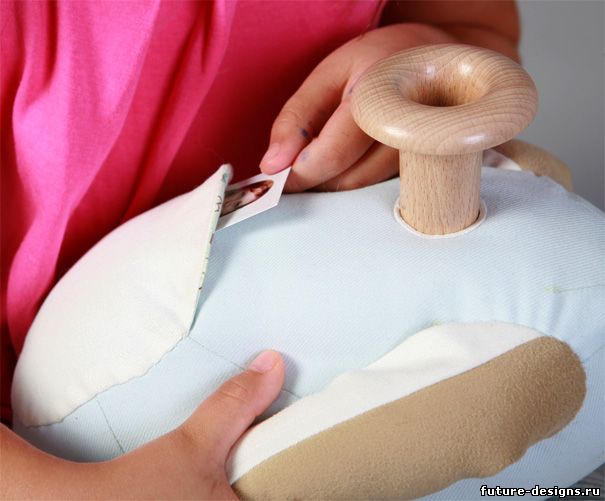 Детская кукла собеседник