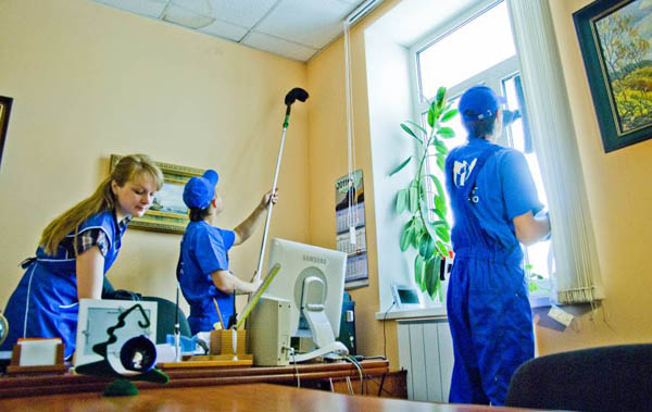 Качественная профессиональная уборка квартир от клининговой компании «Мактейлор».